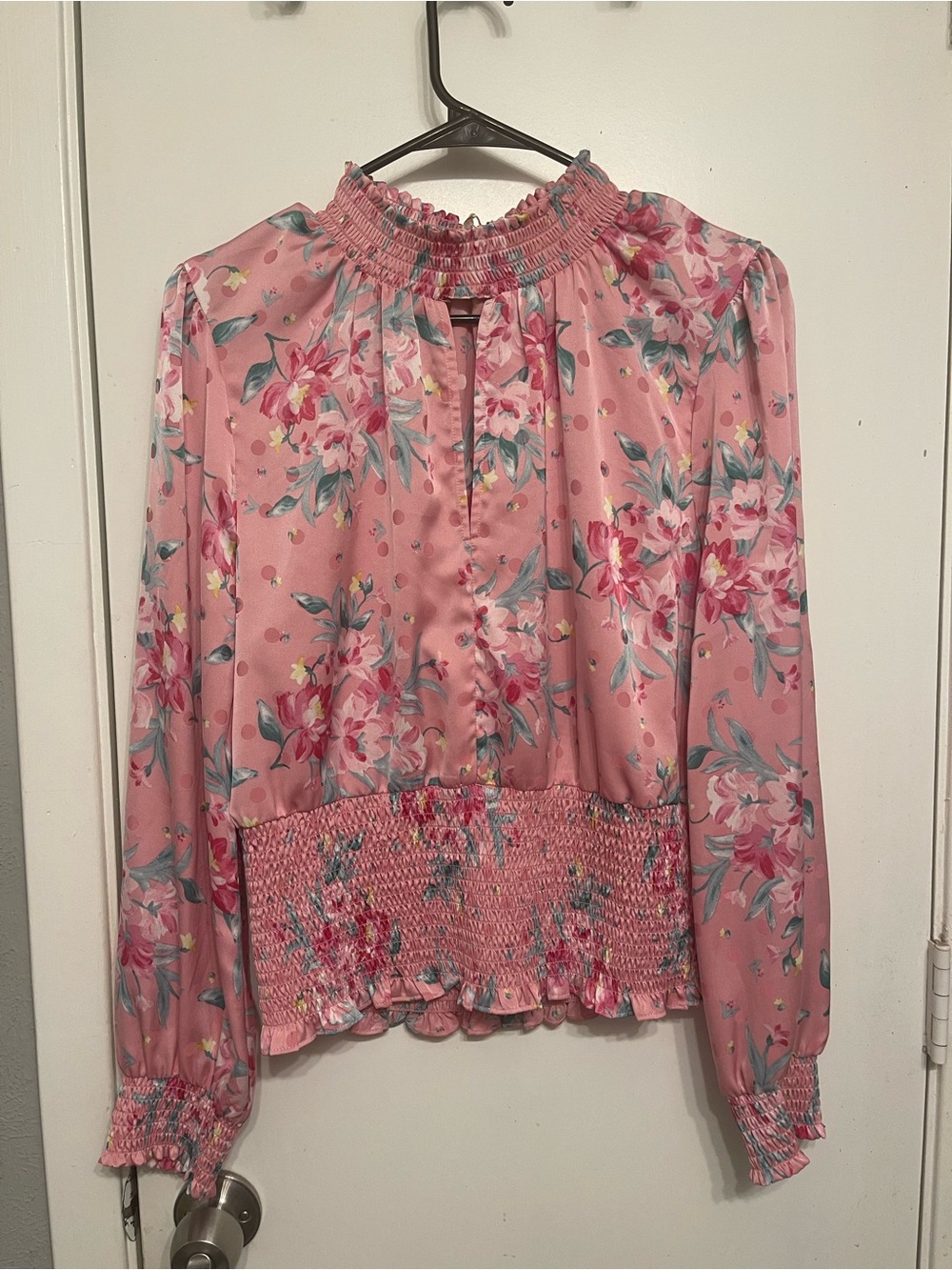 WAYF NWT Pink Floral Smocked Mock Neck Blouse L